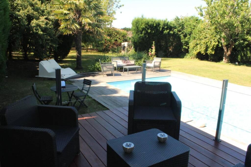 Entre Piscine Et Mer Tonnay-Charente Exteriör bild